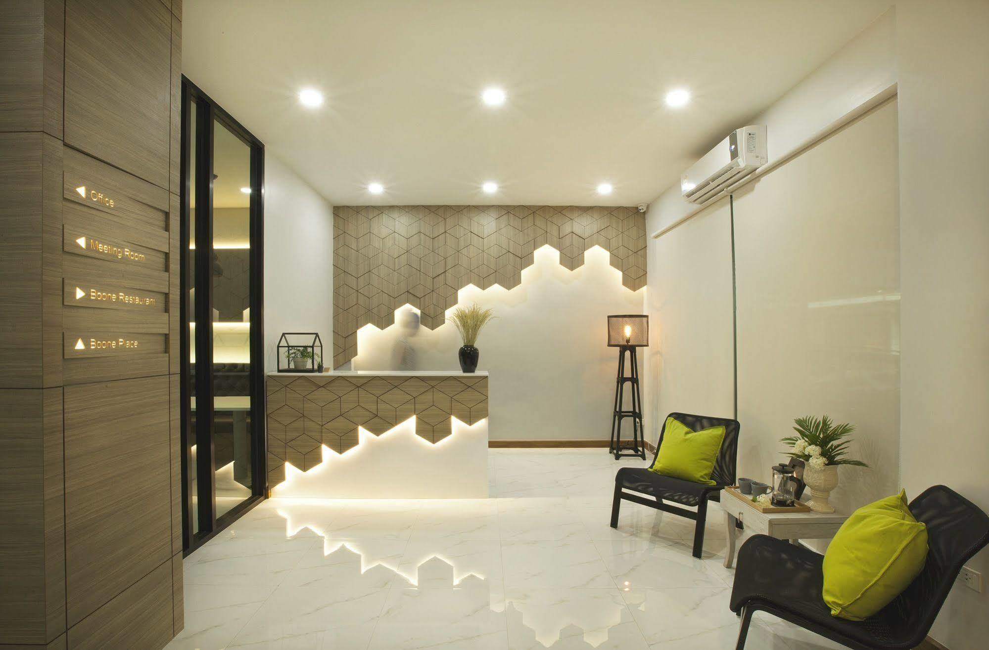 Boone Place Bangkok Exterior photo